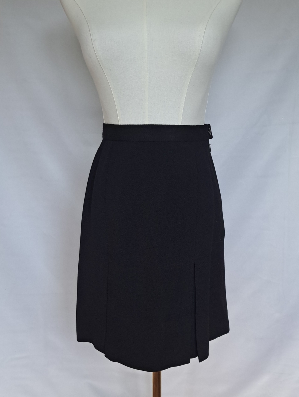 Jones NY Black 100% Wool Pleated Skirt Classic Preppy Chic Dark Academia 4P